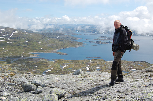 Mot Holmavatnet