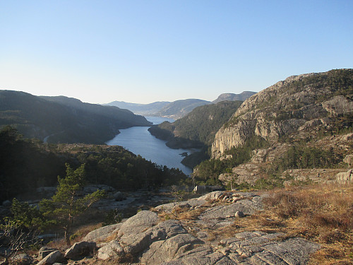 Mot Botnevatnet, Botsfjorden og Jørpeland