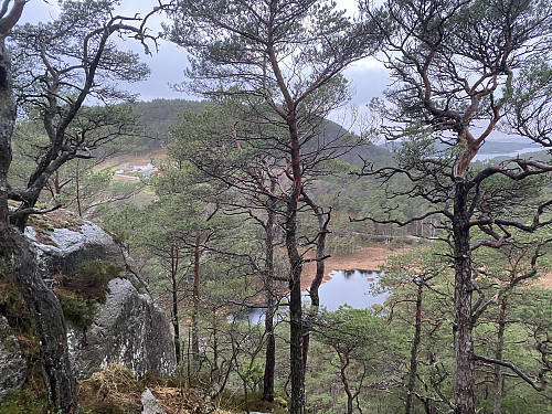Mot Iglatjødna og Berge