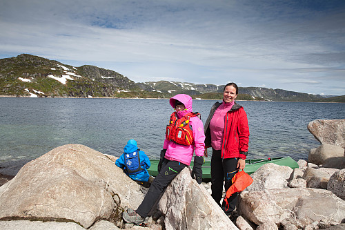 Pause på padleturen innover Rosskreppfjorden