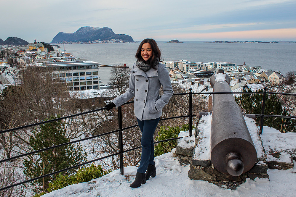 Emily på vei opp til Fjellstua