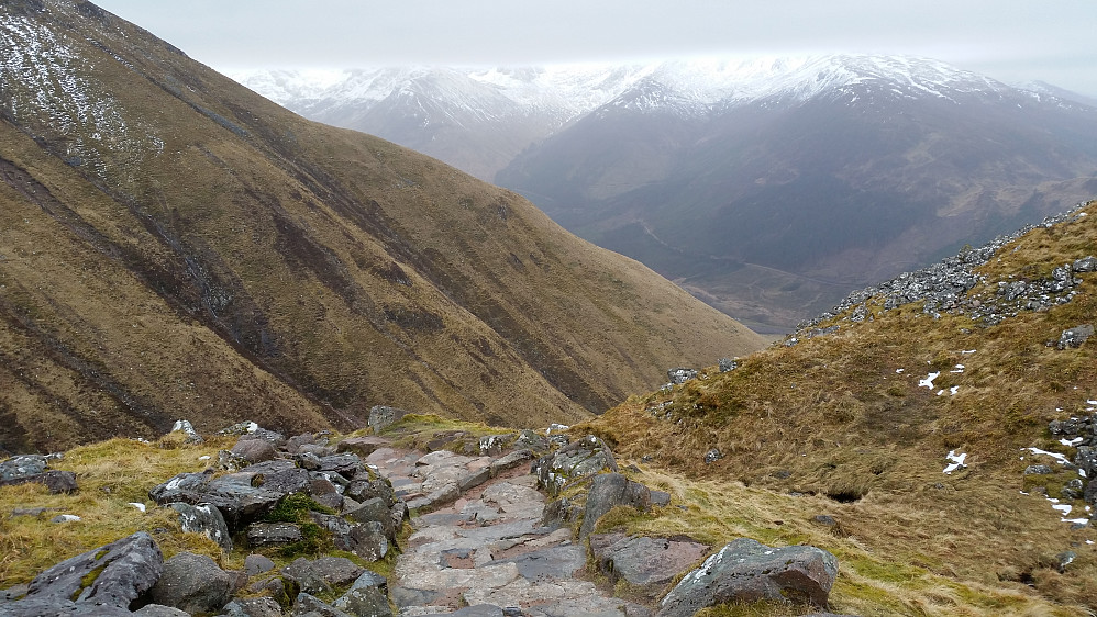 Stien til Ben Nevis og Meall an t-Suidhe