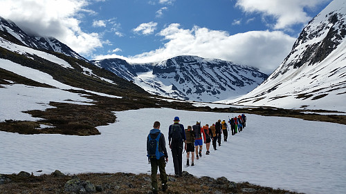 På vei innover Heilstugudalen.