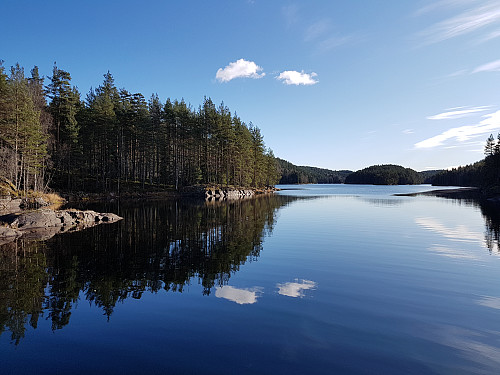 Sør-Elvåga som ligger på sørsiden av Nord-Elvåga.