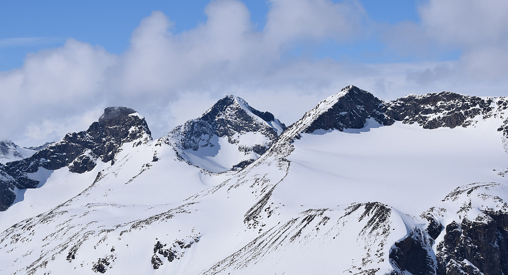 Mesmogtinden,Vestre og Austre Leirungstinden.