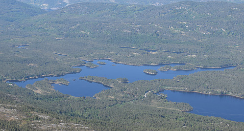 Utsikt mot Holmevatnet og Sandvatnet