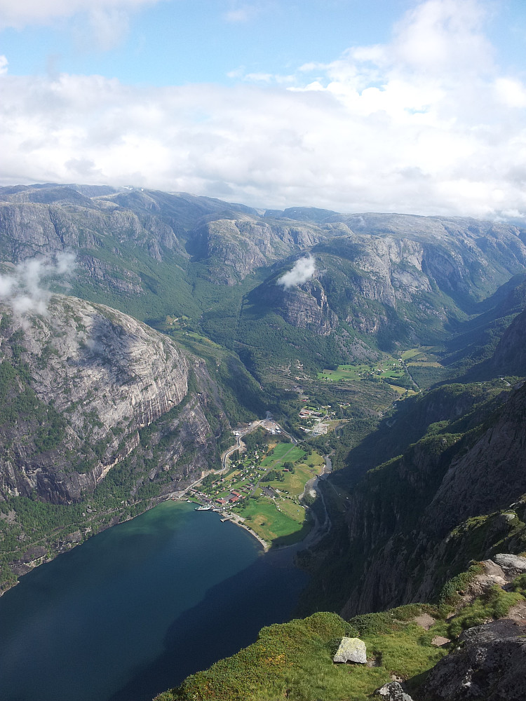 Lysebotn