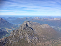 Blånebba og Romsdalseggen