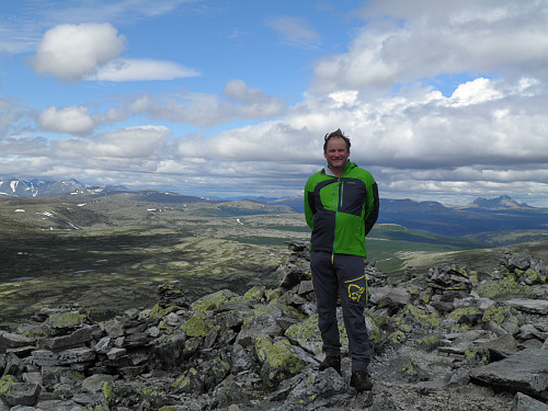 På Muen. Bak ses Rondane, Blåkollen og Storsølnkletten