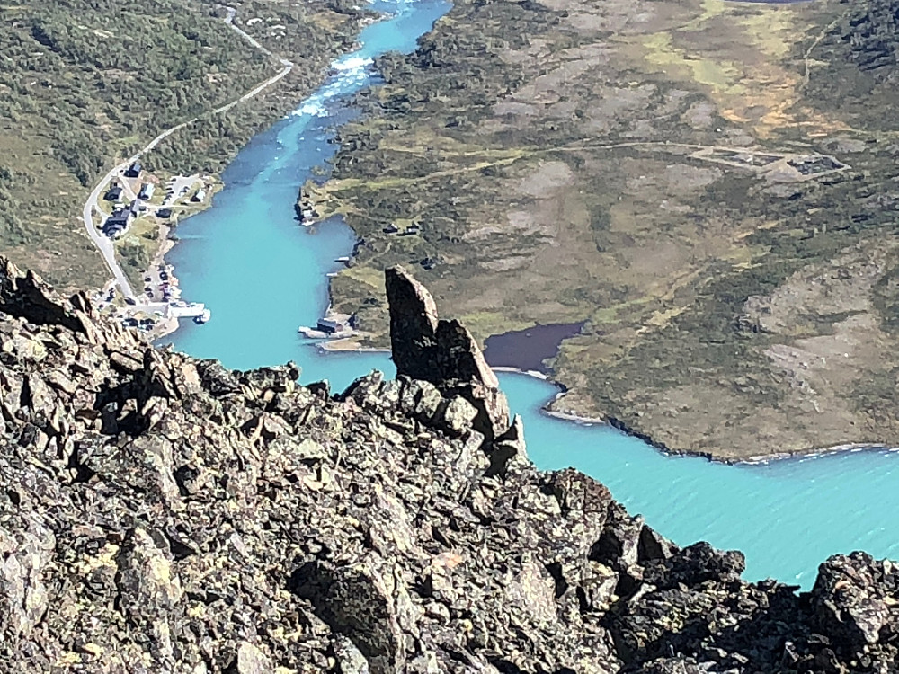 Dagens mål, Gjendesheim, langt der nede