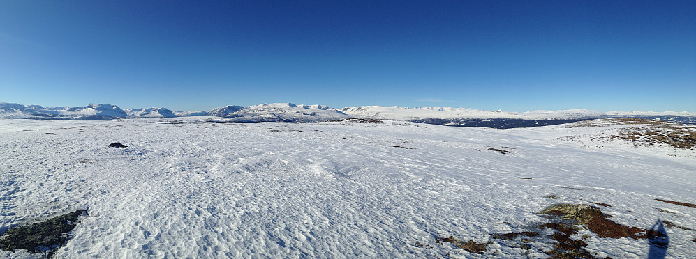 Panorama mot vest og nord/nordøst