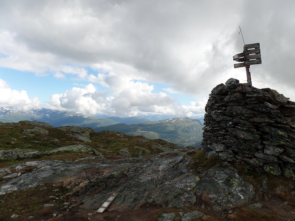 Utsikt mot øst inkl Hardangerjøkulen