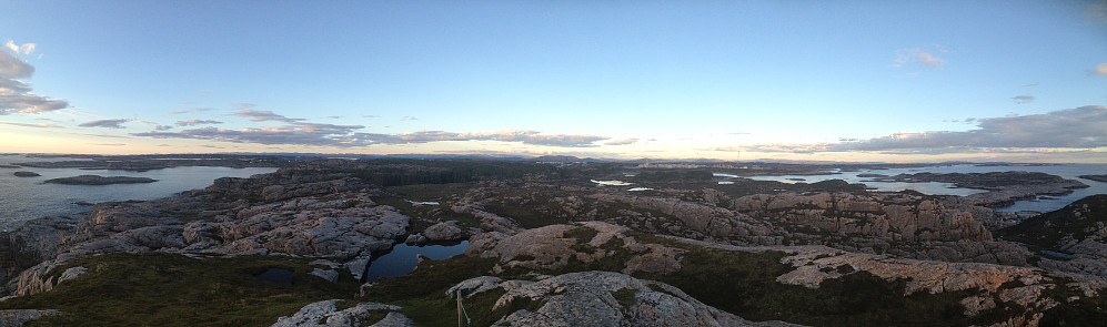 Panorama fra NNØ til sør fra Skogsøytua