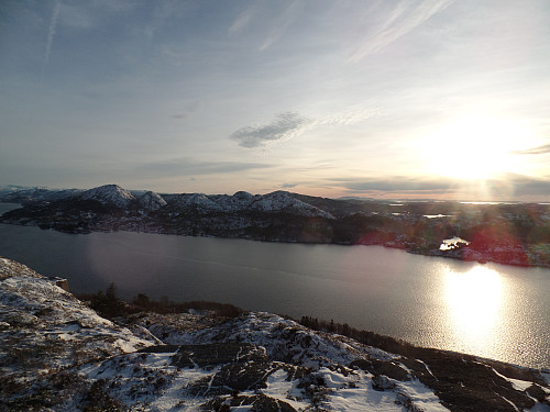 SV for Kvitsteinfjellet, utsikt mot Holsnøy