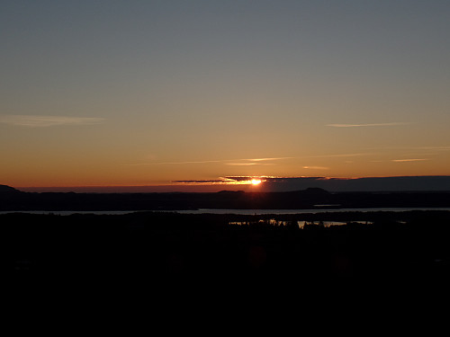 Sol ned over Øygarden, og Kolåsen på Radøy