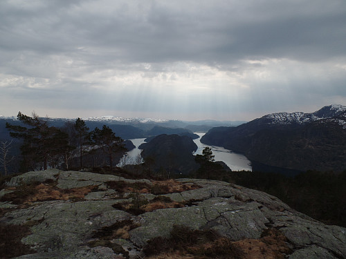 Utsikt mot Osterfjorden med Padøy og Hokøy
