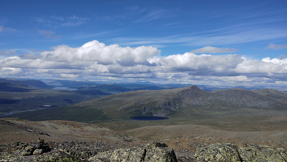 Utsikt mot nord. Dovre senter?