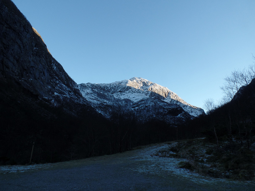 Meisdalen P-plass.