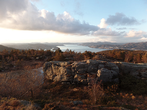 Fra Gravdalsfjellet mot Byfjorden