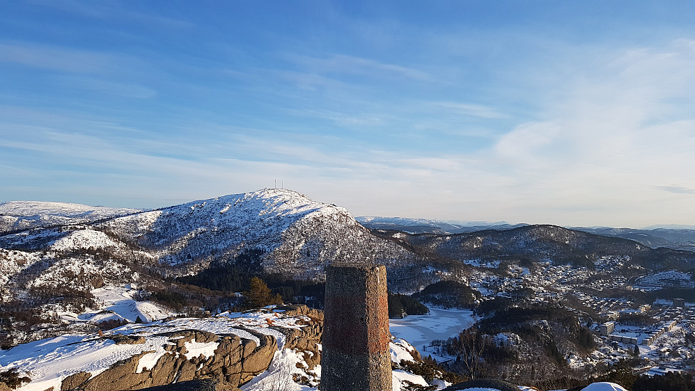 Sjelden flott utsikt mot Løvstakken fra Olsokfjellet