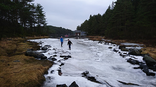 Lek på isen, Drågsvågen