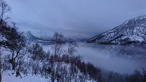 Trollsk stemning over Stordalen