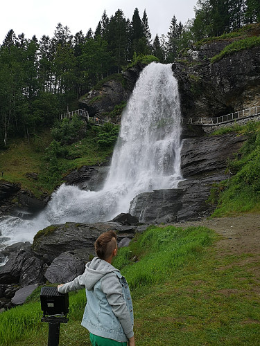 Steinsdalsfossen