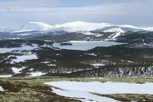 Heidalsmuen, Feforvatnet og Feforkampen sett fra Valsfjellet