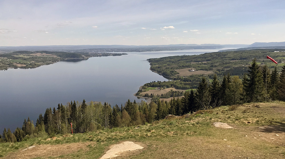 Utsikt sørover Mjøsa