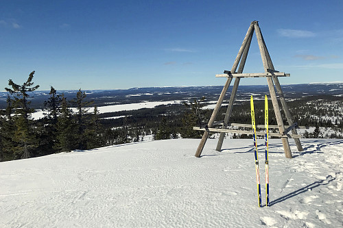 Brumundkampen badet i sol i dag.