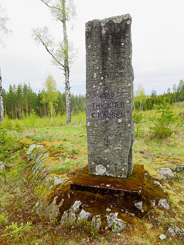 Bautaen ved Øverbykoia
