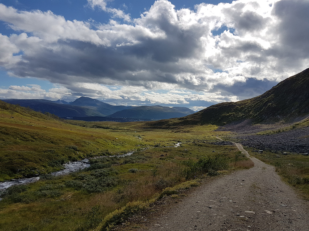 Tilbakeblikk til Tromsø på vei opp til Nedrevatnet