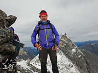 Storen_20200911_5f5bcf806e8eb.jpg
