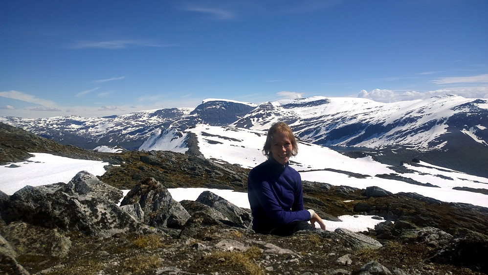 Lykke å sitte og nye naturen og sola på Kvasshornet :)