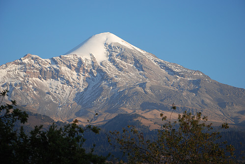 Mektige Pico Orizaba på avstand.