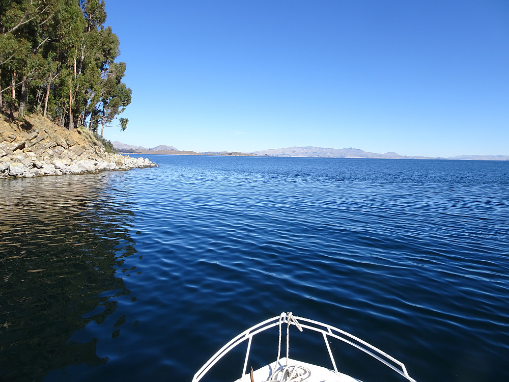 Det kunne se ut som en godværsdag på Sørlandet, men det er Titicaca-sjøen