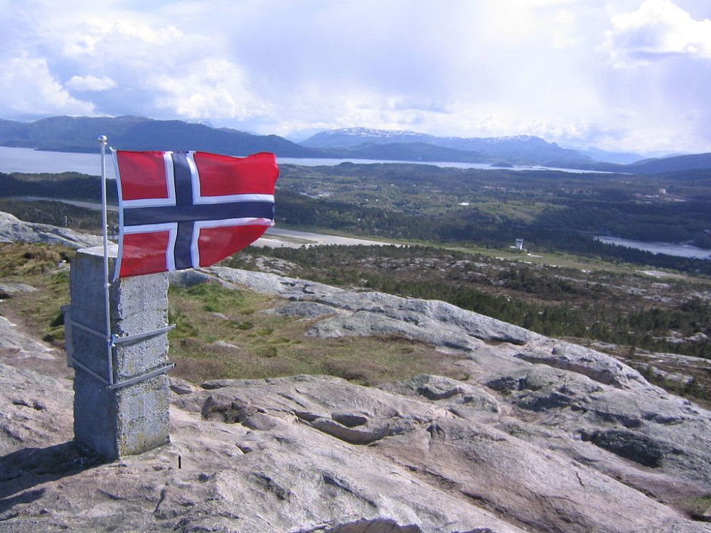 Vi flagger på nasjonaldagen ja !