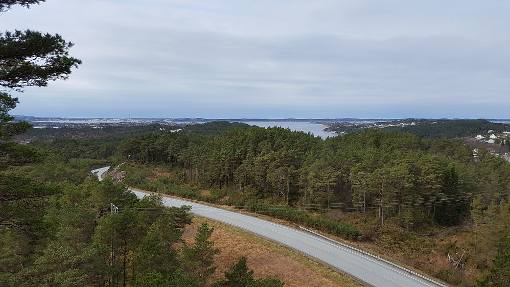 Fra Annfinnsåsen mot sørvest.