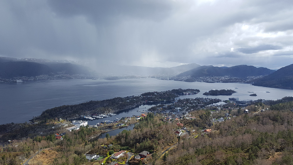 Fra Storevarden på Askøy mot Bergen.