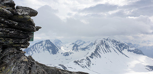 Utsikt sørover mot Breitelnebba og Vikesoksa.