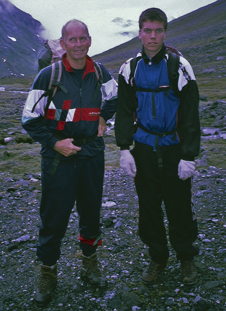 Bjarne og Sigurd klar for Romsdalshorn i gromsevær!