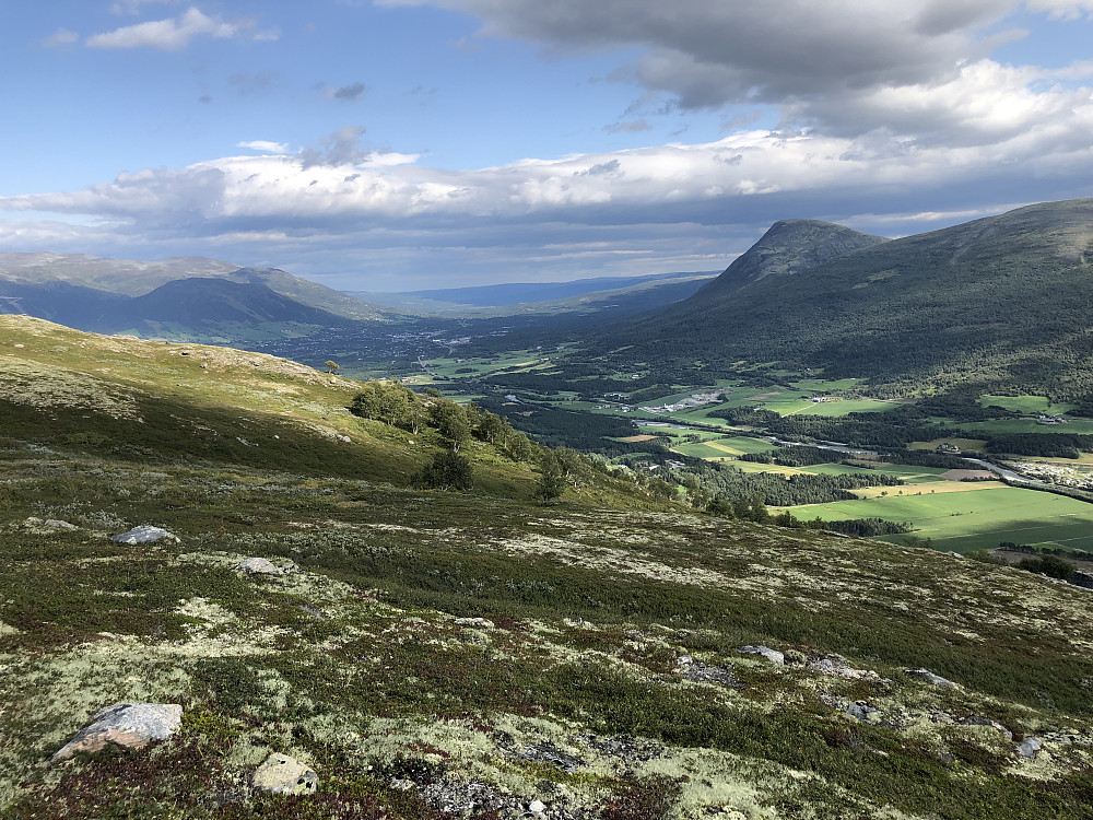 Mot Oppdal.