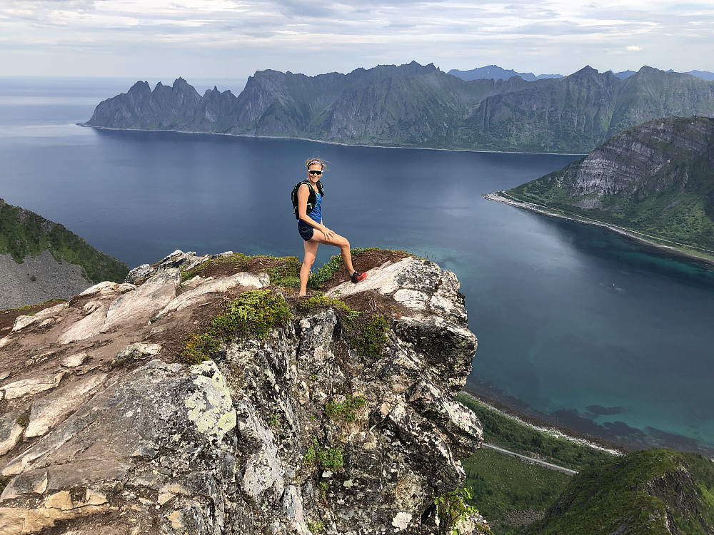 Marie på toppen. Steinsfjorden inn til første høyre. Deretter Eresfjorden inn 2. høyre.