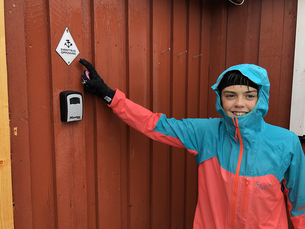 Eventyrlig oppussing har vært på hytta ved toppen på Våttahaugen.