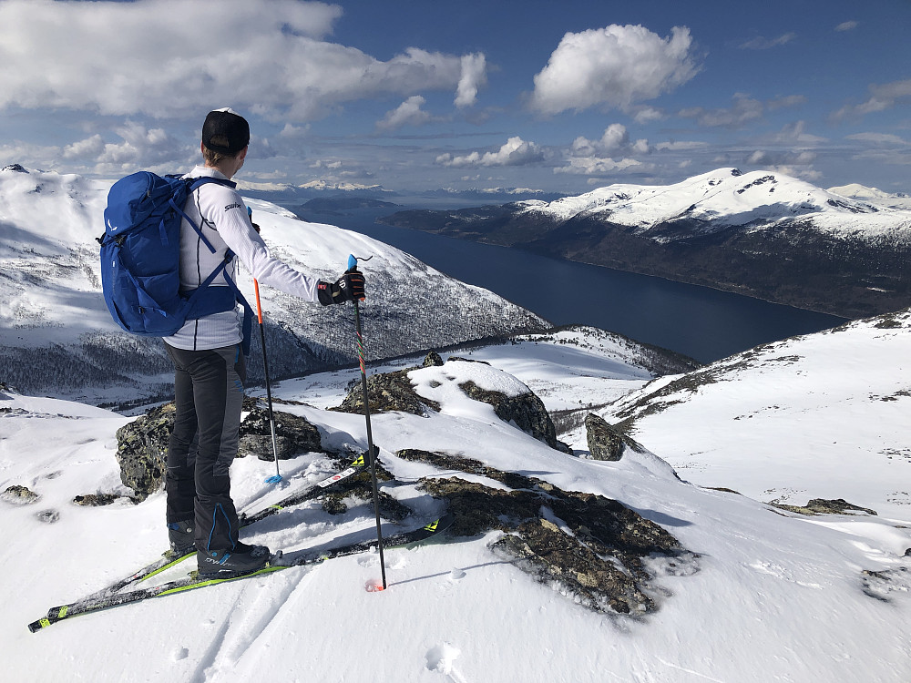 Fin utsikt vestover fra Slettfjellet.