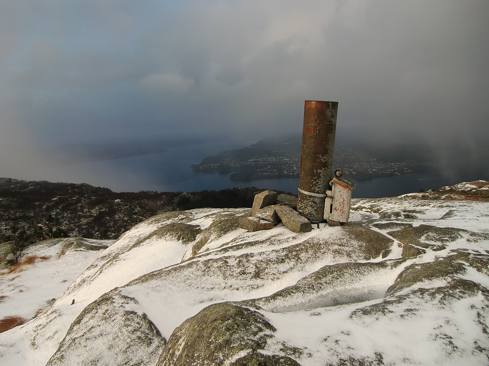 Trig.punktet på Tellevikafjellet