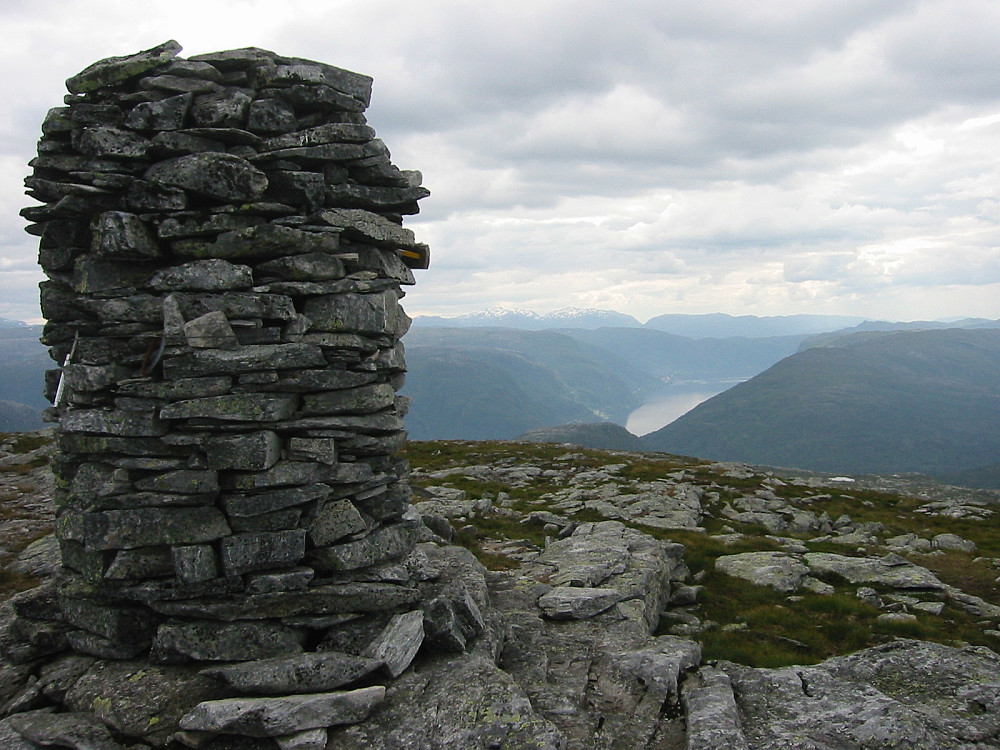 Høgafjellet med utsikt sydover mot Veafjorden og mot Vaksdal