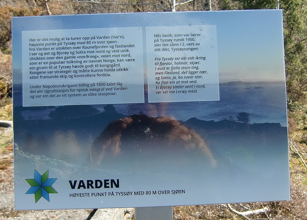Plakat ved grind der vi kom ned til veien igjen