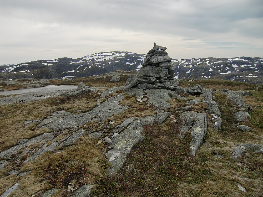Kvamsfjellet med utsikt mot Høgafjellet