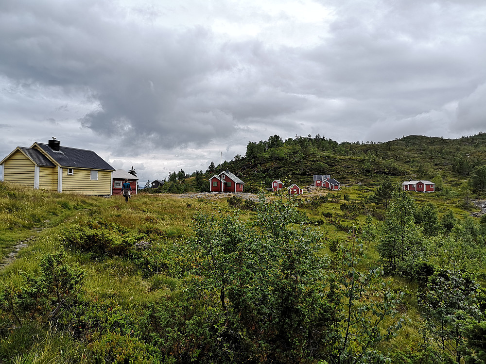 Noen av stølshusene på Klepp i Strandebarm
